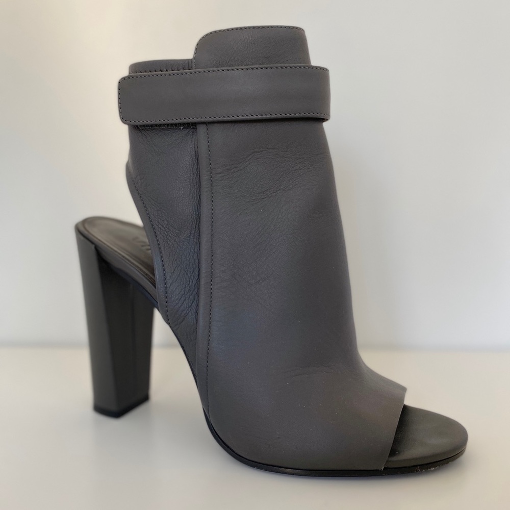Vince Leather High Heel Ankle Boots Sz 8.5